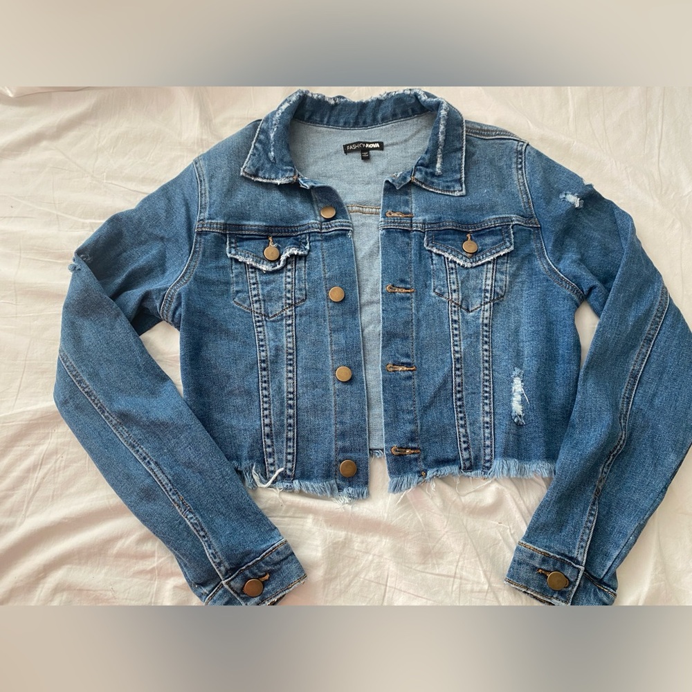 Fashion Nova Crop Denim Jean Jacket Coat - NWOT
